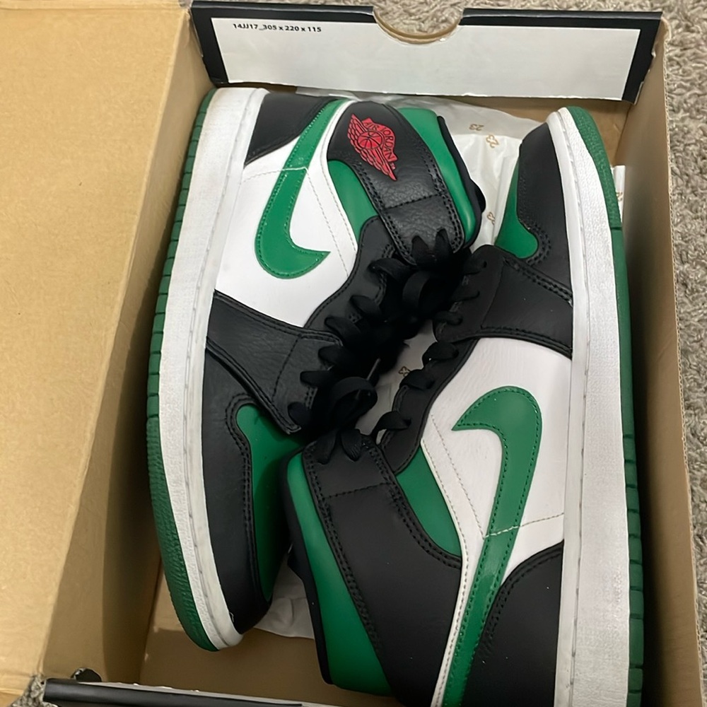 Air Jordan 1s